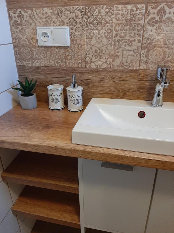 Ferienwohnung U Mateje Mutěnice Exterior foto